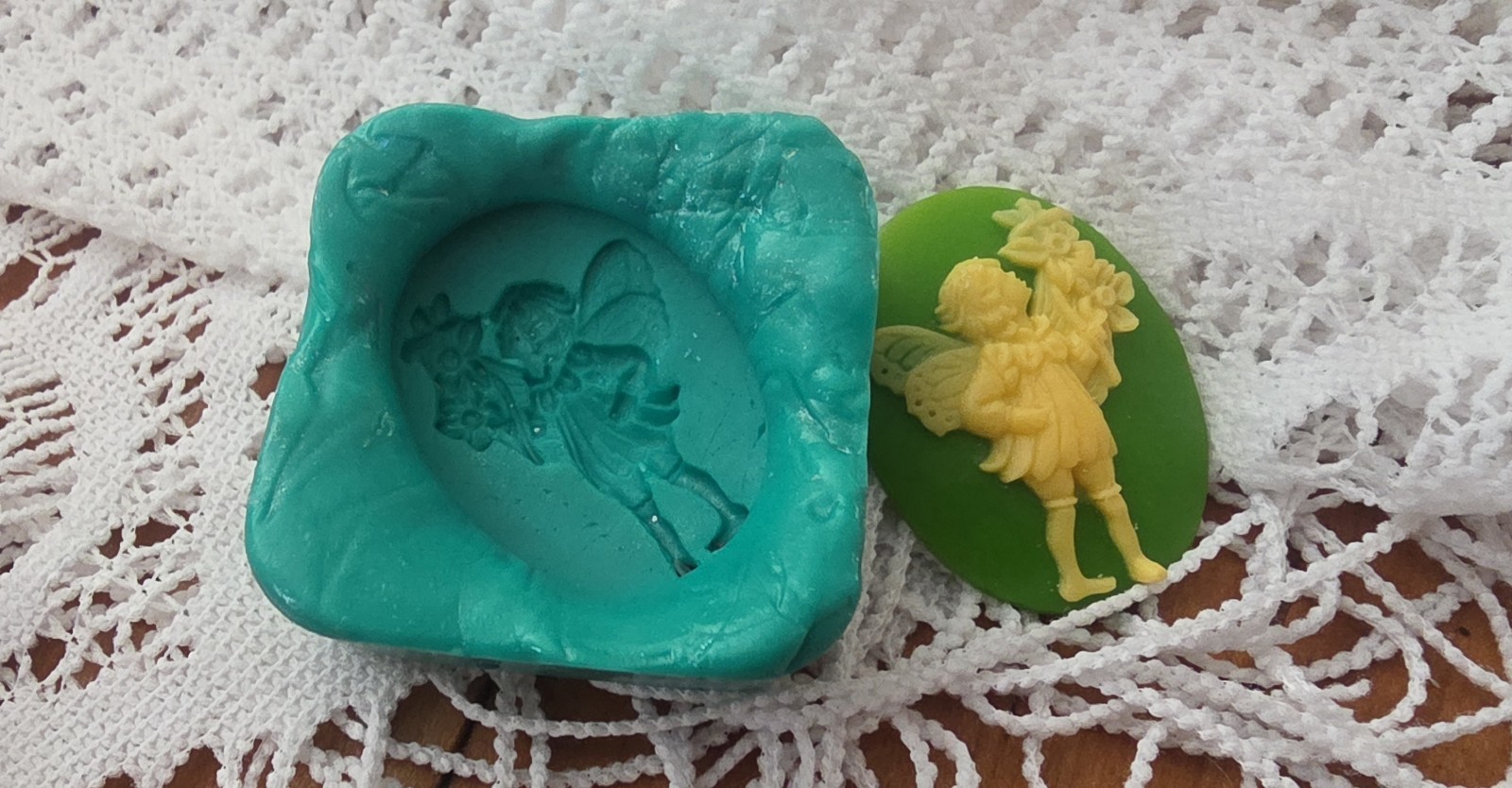 Two Fairy Children Cameo Mold, Jewelry Making For Resin / Polymer Clay