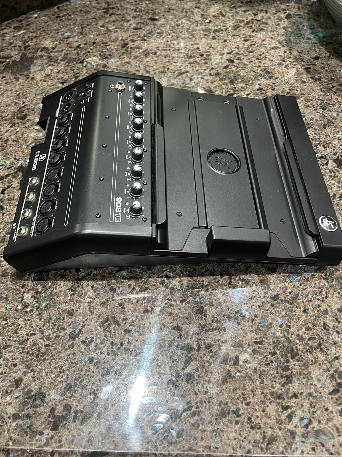 Mackie DL806 Digital Audio Mixer