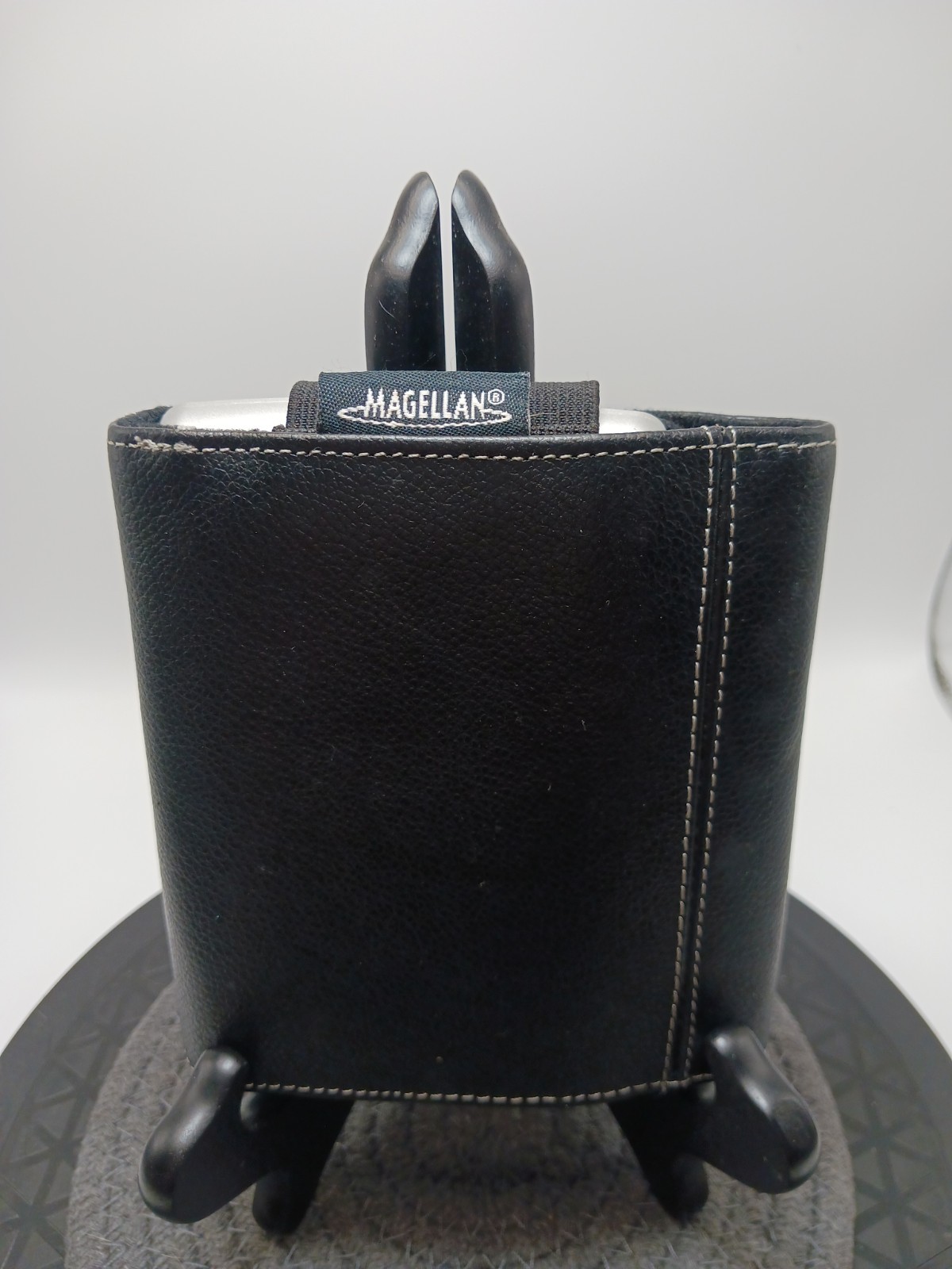 Magellan RoadMate 1470 GPS Navigator bundle  Leather Case Tstd Holds Charge GI27