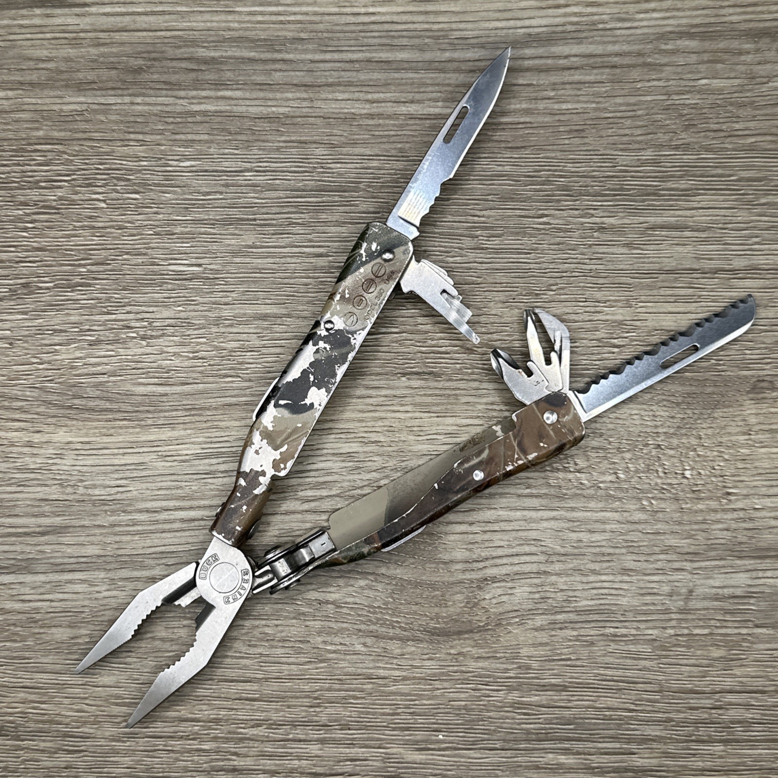 Buck Knives Bucktool Model 360 Camo Multi-Tool Multitool Pliers