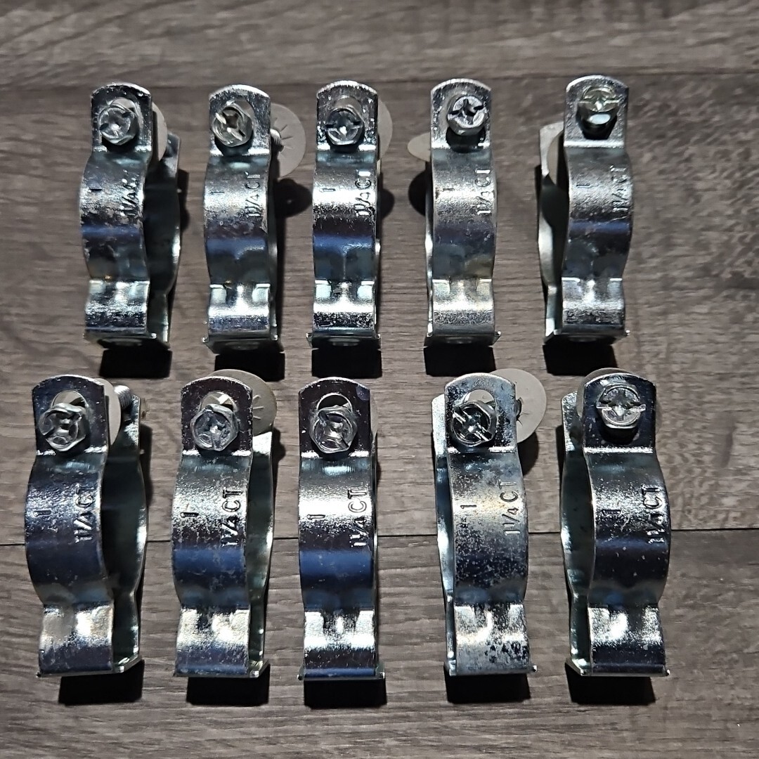 (Lot of 10) Eaton B-Line B1420 B-Line Steel Conduit Hanger Clamp 1 / 1- 1/4"