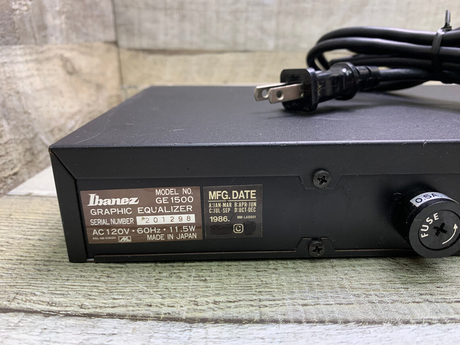 IBANEZ GE1500 VINTAGE RACK MOUNT 2 CHANNEL GRAPHIC EQUALIZER MISSING 2 SLIDERS