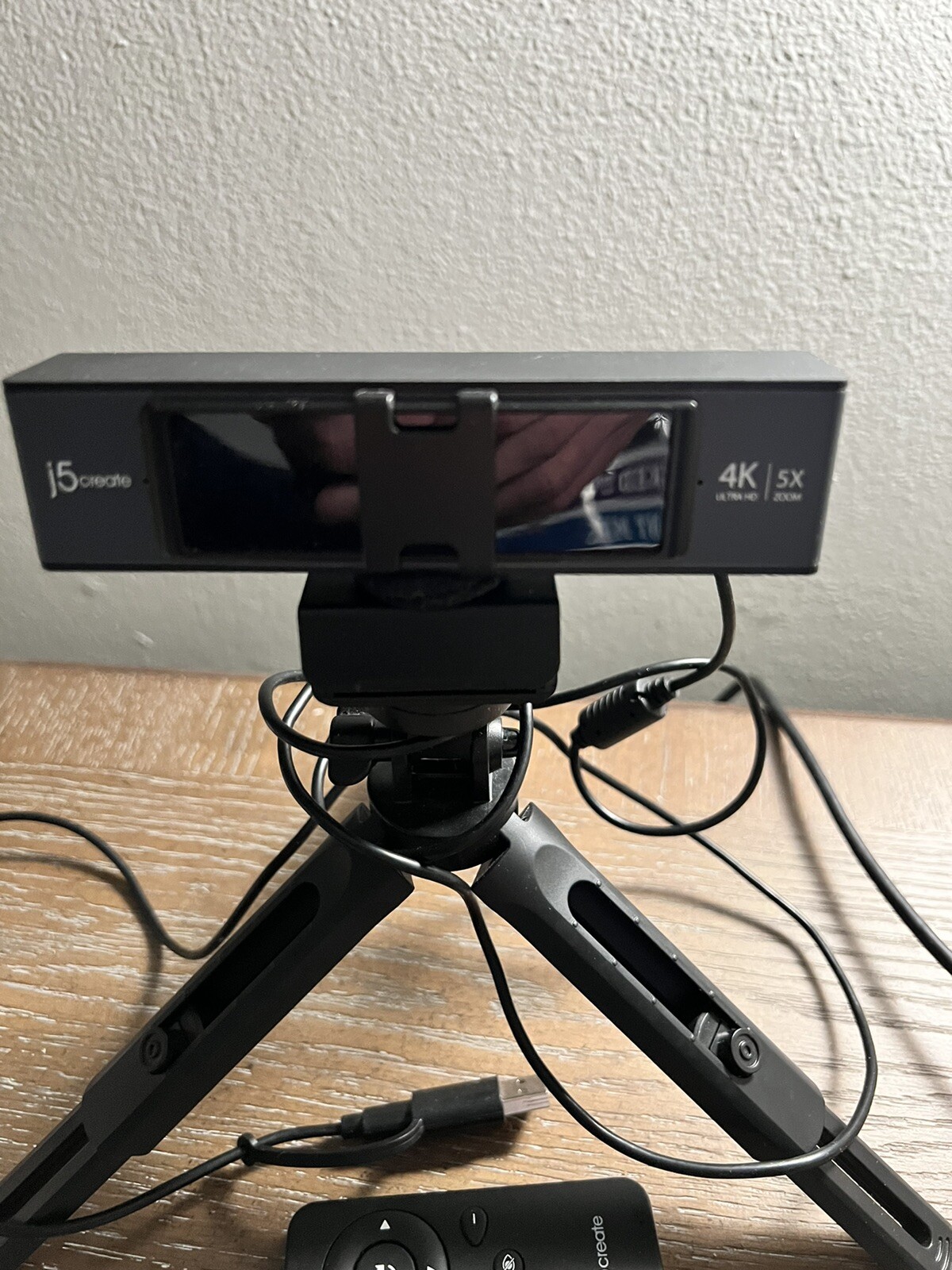 j5 Creat Webcam with Remote! Still Have Original Box Etc. Perfect Condition.