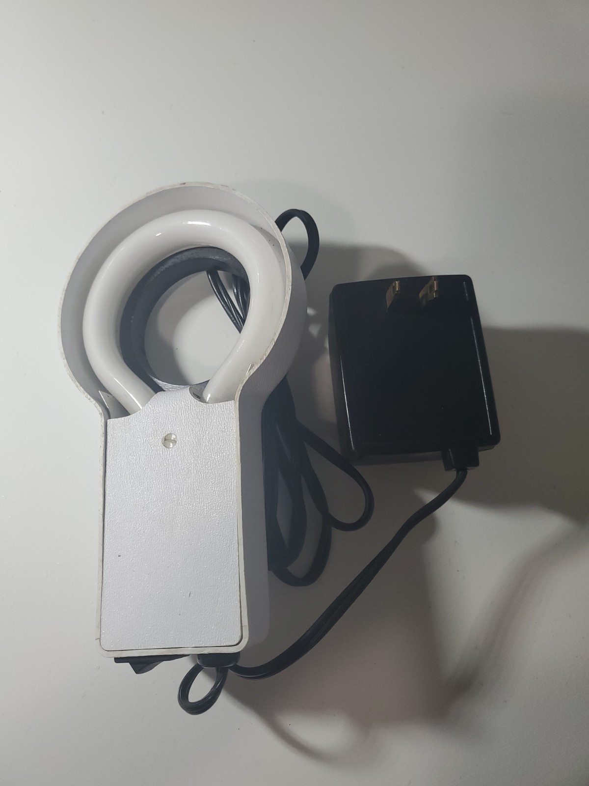 StuckerYale Lite Mite Circle 9 Illuminator Light Source WORKS!