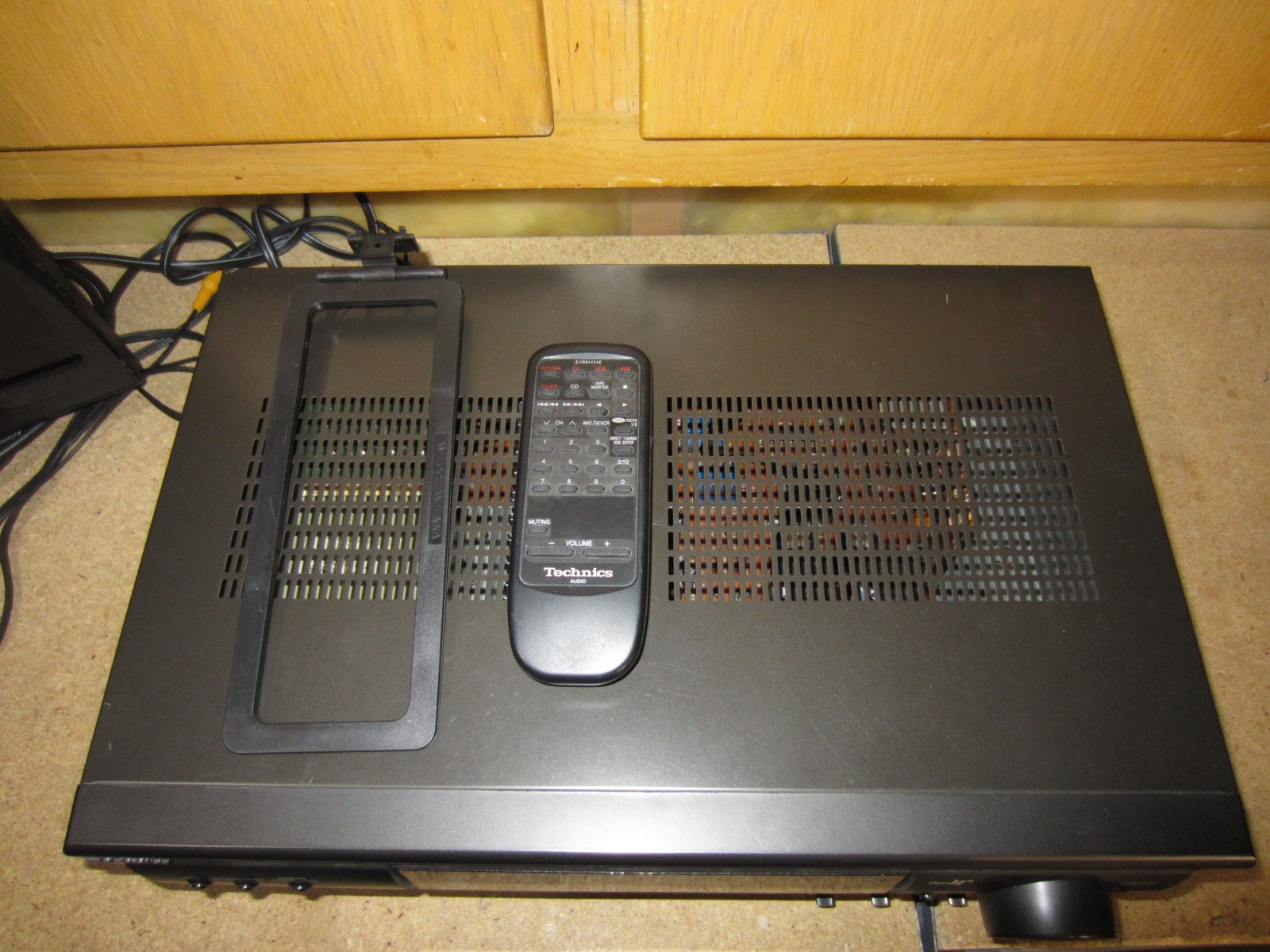 Technics SA-EX110 AV Control AM/FM Stereo Receiver With Remote Bundle. Works!