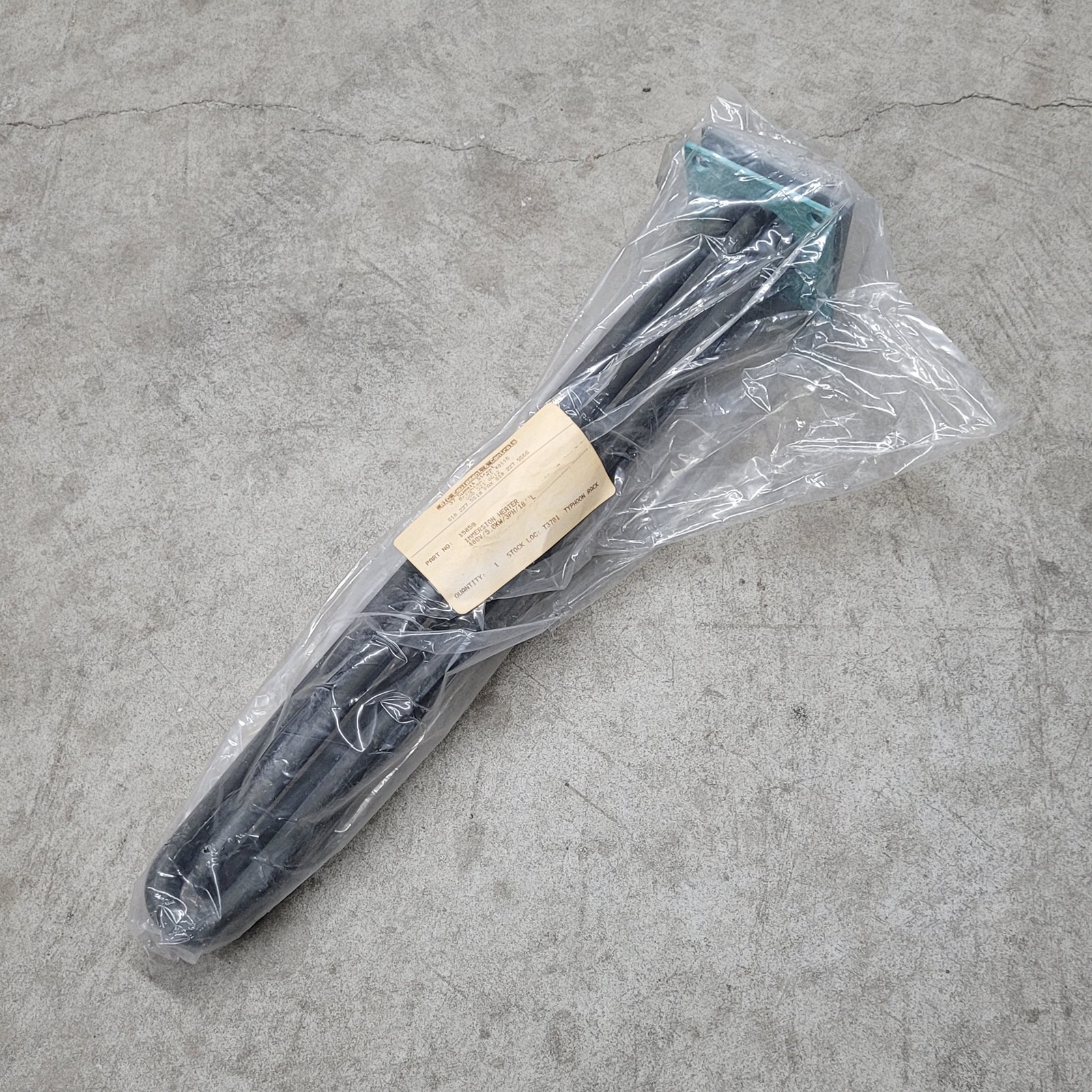 Applied Instrument Co. 15859 Immersion Heater, 480 Volts, 5.0KW, 3-Phase - NEW