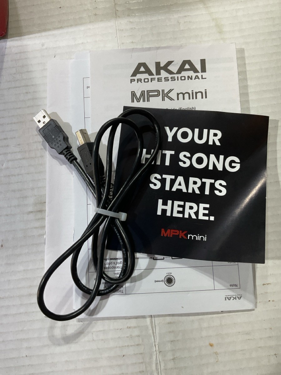 AKAI MPK MINI (CJL063891)