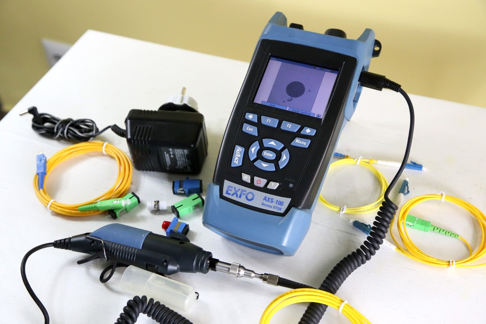 EXFO OTDR AXS-100-023B-EI-PM2X-VFL,  1310/1550nm, 29/28 dB with PROBE Exfo