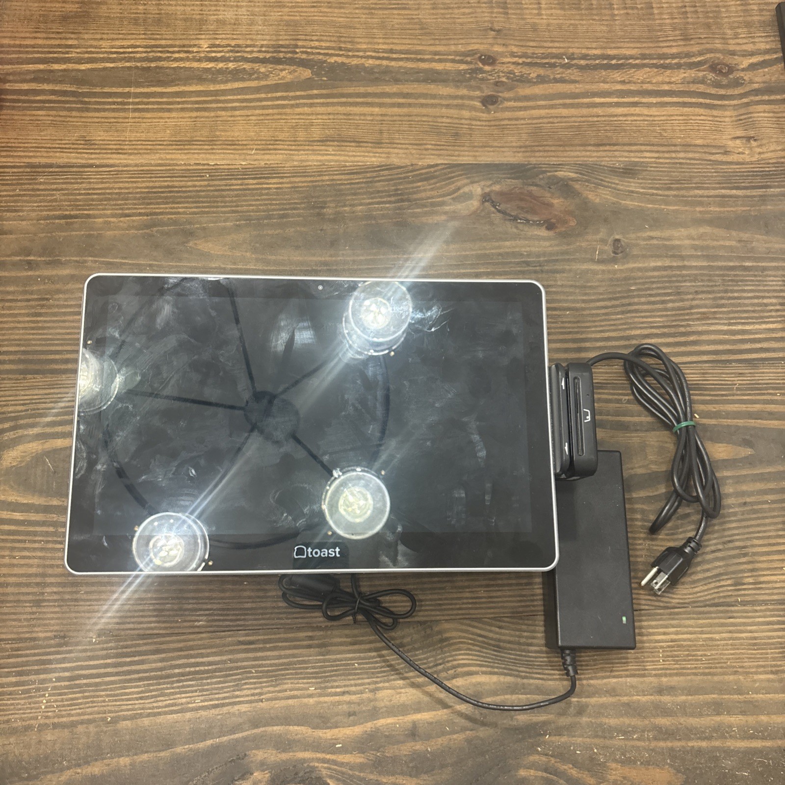 Toast Flex TT200 POS System Single Display w/Stand And Card Reader Power Bank