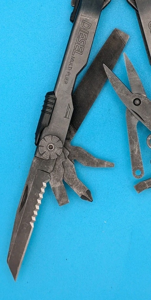 Gerber Diesel Multi Plier Multi-Tool! BLACK! WITH SHEATH!