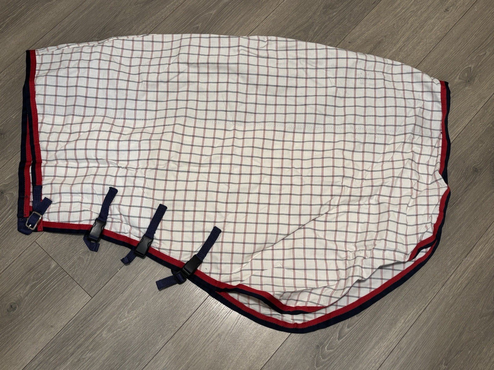 Weatherbeeta Summer Sheet Neck, Cover, Size, Large, White, Navy, And Red