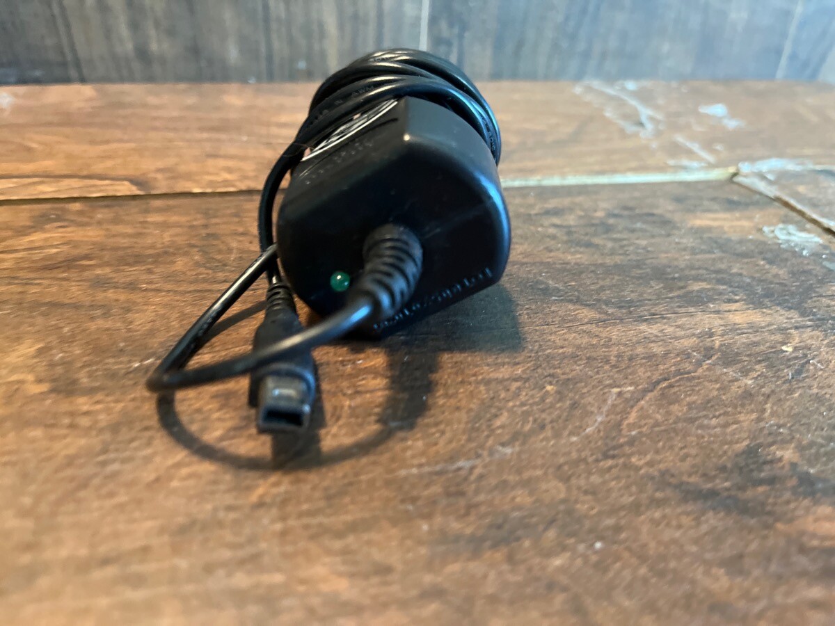 NINTENDO DS CAR CHARGER (PSO028289)