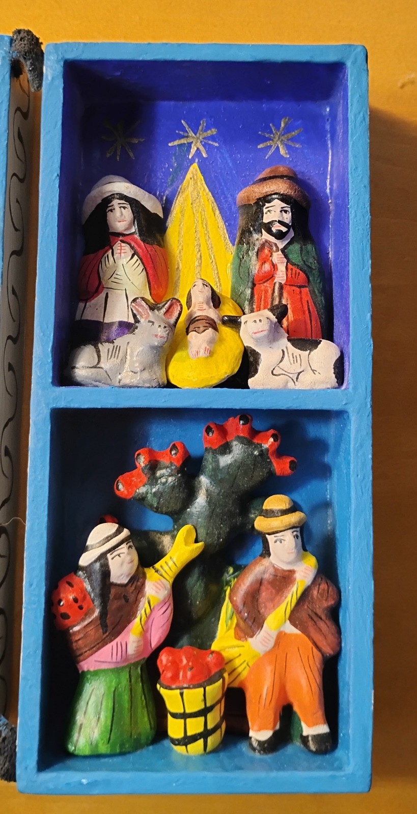 Triptych Mirror Lovely Peruvian Retablo