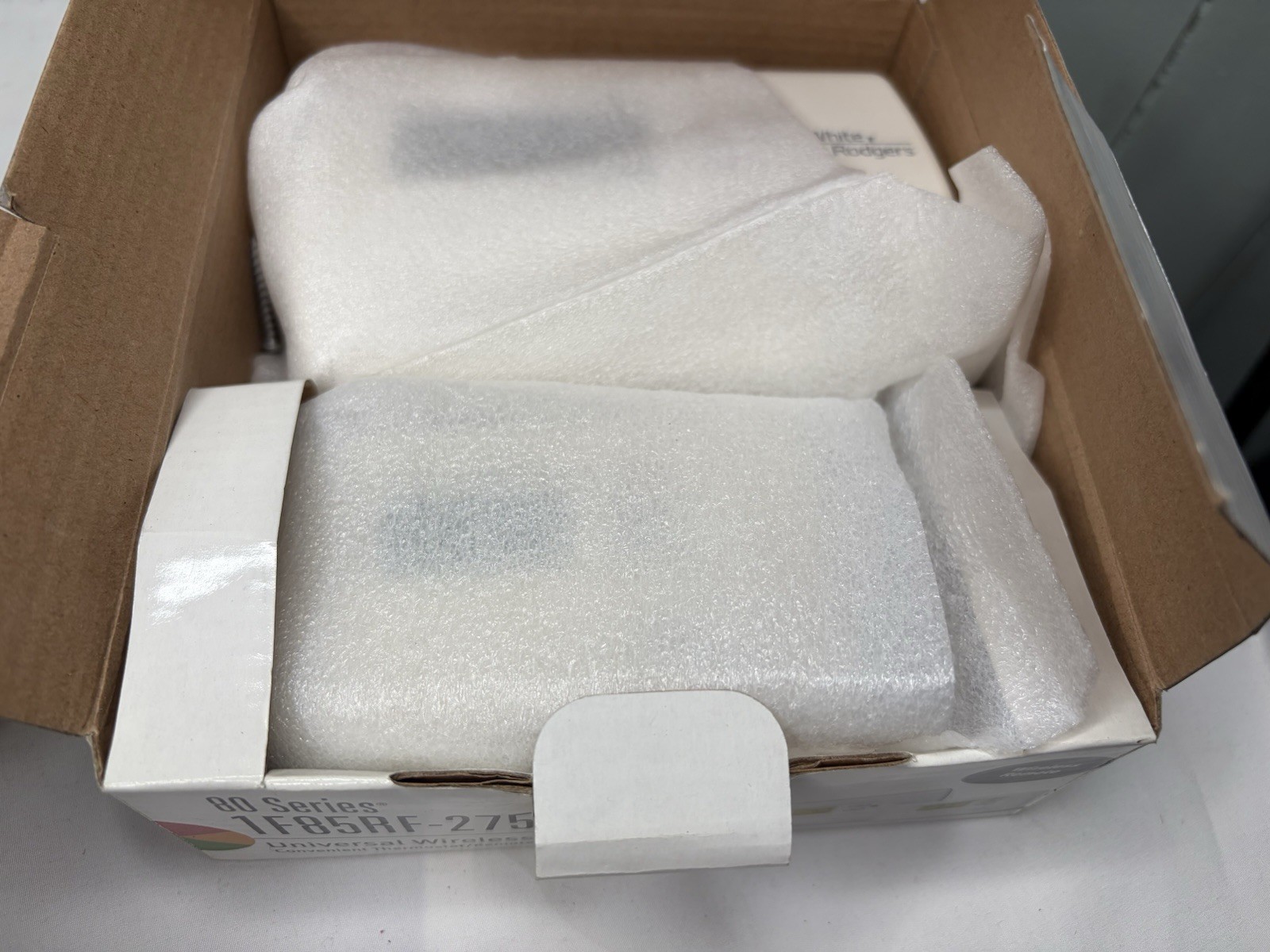 White Rodgers Universal Wireless Remote Thermostat 1F85RF-275
