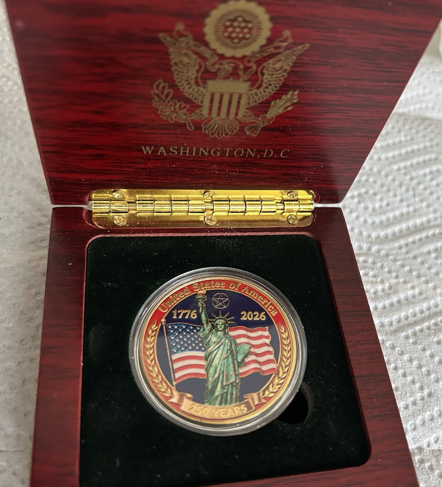GOLD BLUE PEN T PRESIDENT EAGLE SEAL Signature DONALD MAGA REPUBLICAN GOP NEW
