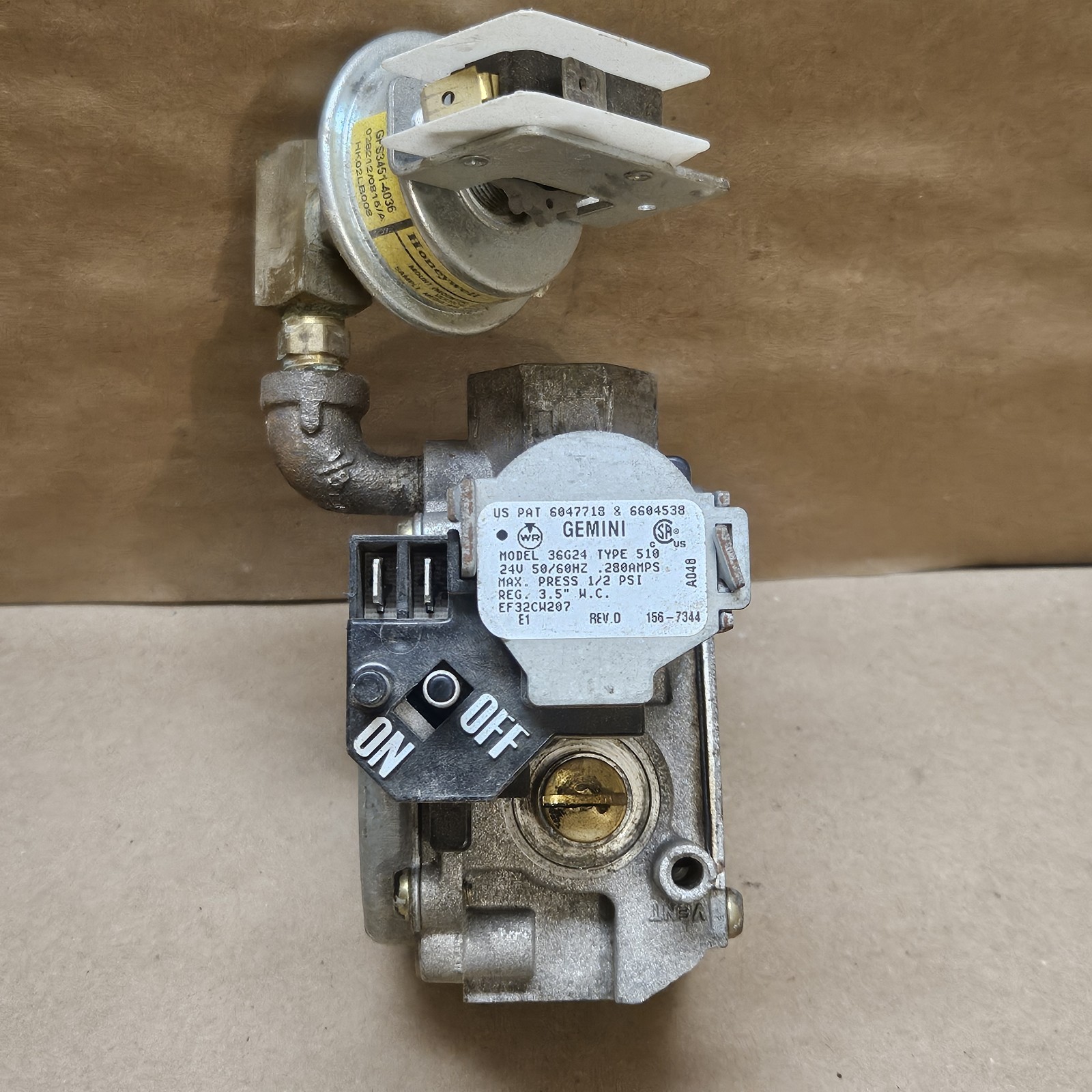 PROPANE ONLY White Rodgers 36G24 510 Gemini Gas Valve OEM Carrier EF32CW207