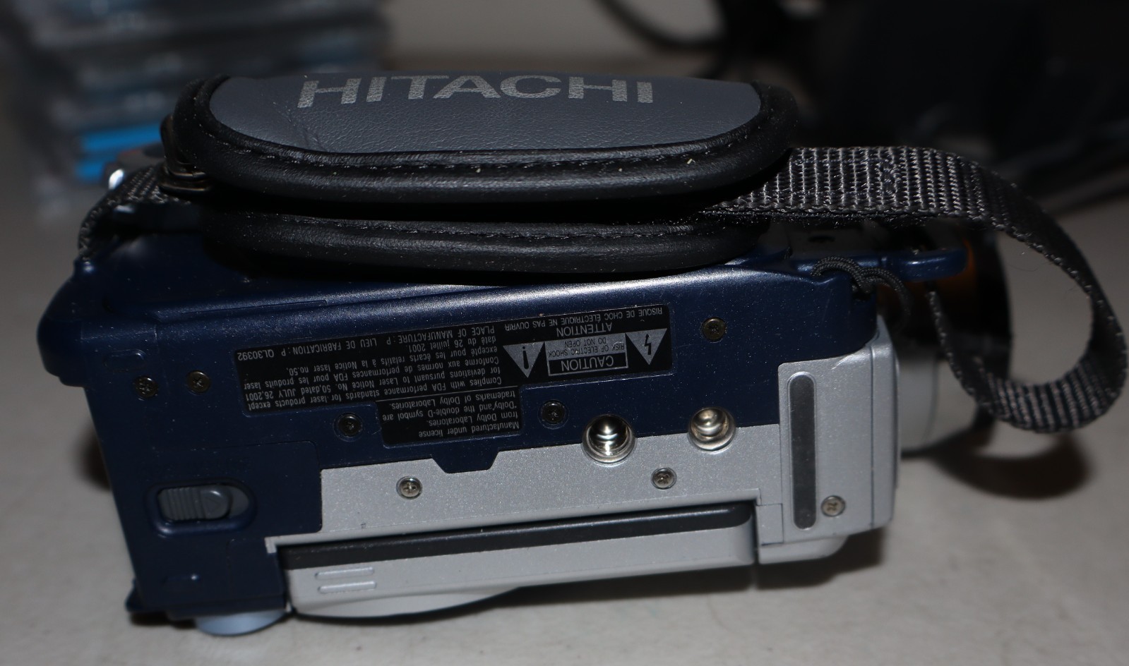 Hitachi DVD Camcorder DZ-MV550A – Bundle – Works