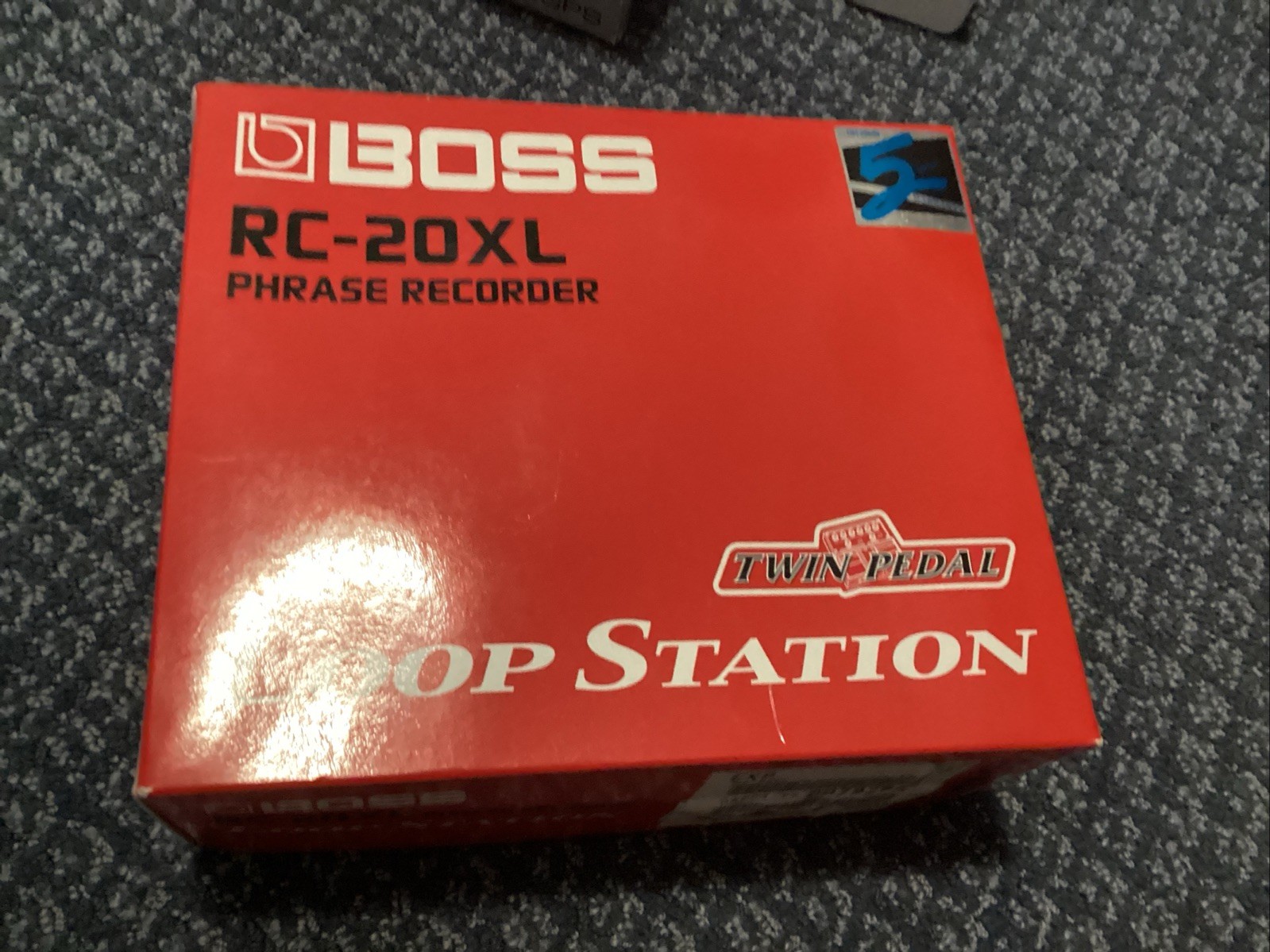 BOSS RC-20XL Loop Station Digital Twin Pedal Looper for Guitar/Bass/Mic.