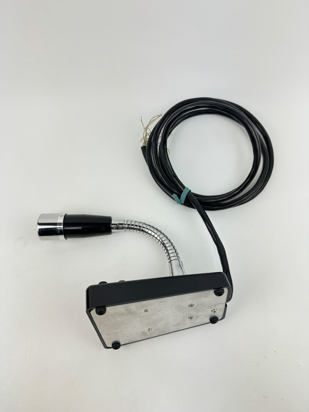 Scientific Electronic Systems SES MC-210 Omnidirectional Dynamic Desktop Mic