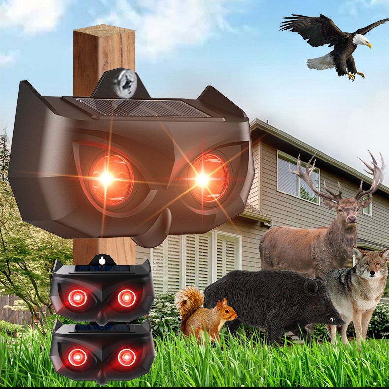 2 PCS Outdoor Solar Animal Repeller Ultrasonic Pest Repellent for Cats Squirrels