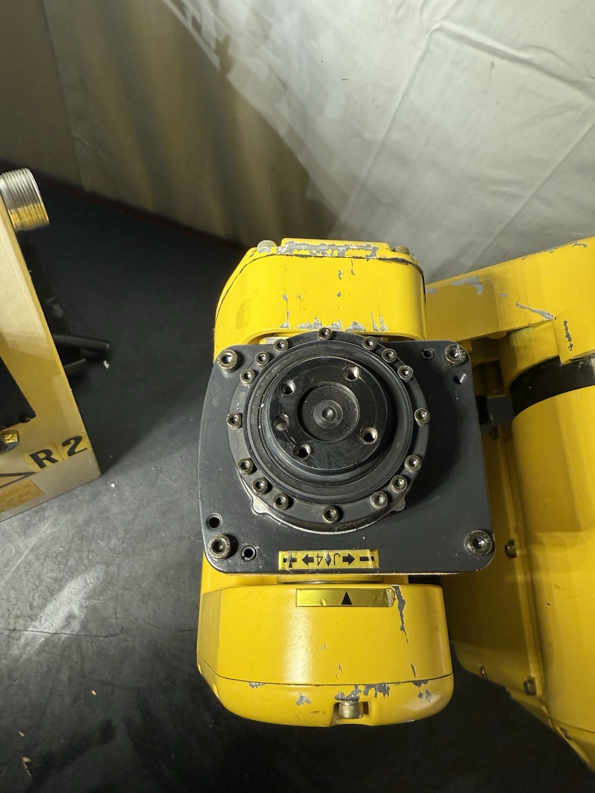 Fanuc LR Mate 100iB With J3IB Mate Controller Untested