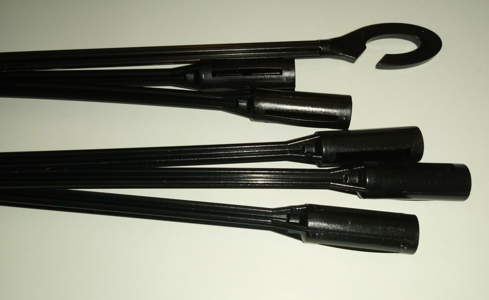 Electricity SAFE 6 Ft Strong Plastic Cable Wire Puller Fishing Rod stick Tool