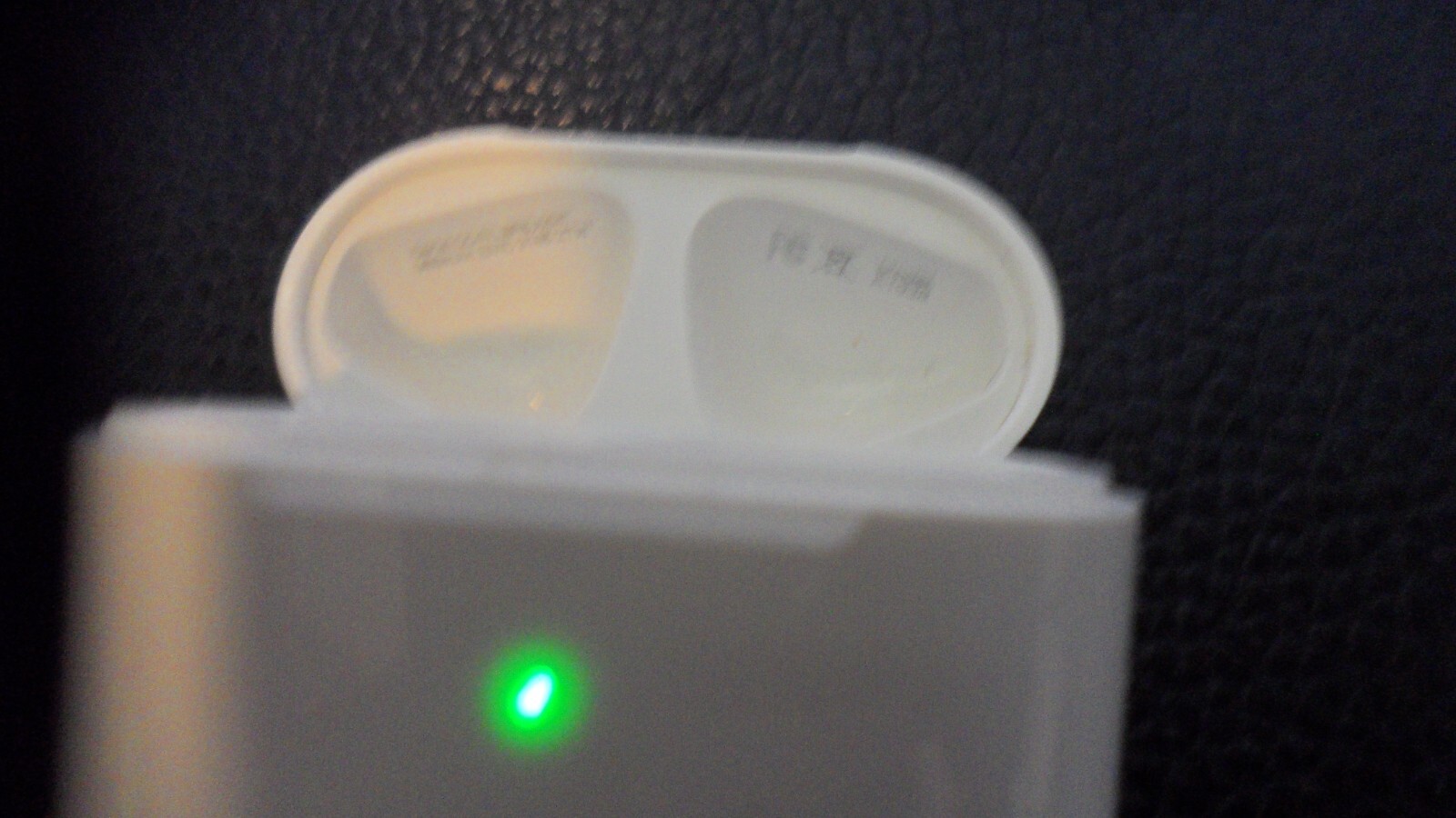 Apple AirPods Wireless Charging Replacement Case ONLY (A1938) USED GOOD COND