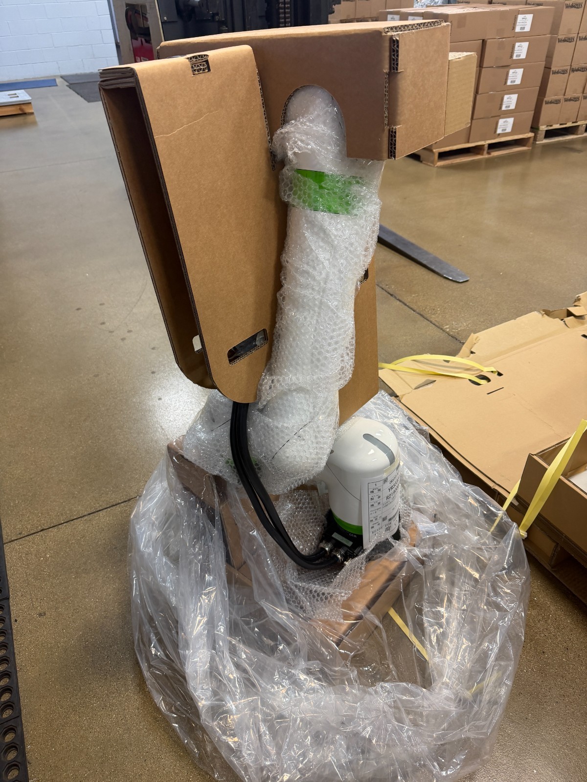 FANUC CRX10iAL ROBOT- BRAND NEW IN ORIGINAL BOX