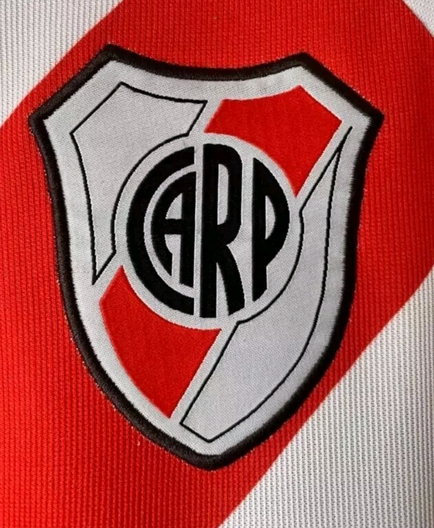 RIVER PLATE ARGENTINA AWAY FOOTBALL SHIRT SIZE M ARIEL ORTEGA RARE MEDIUM