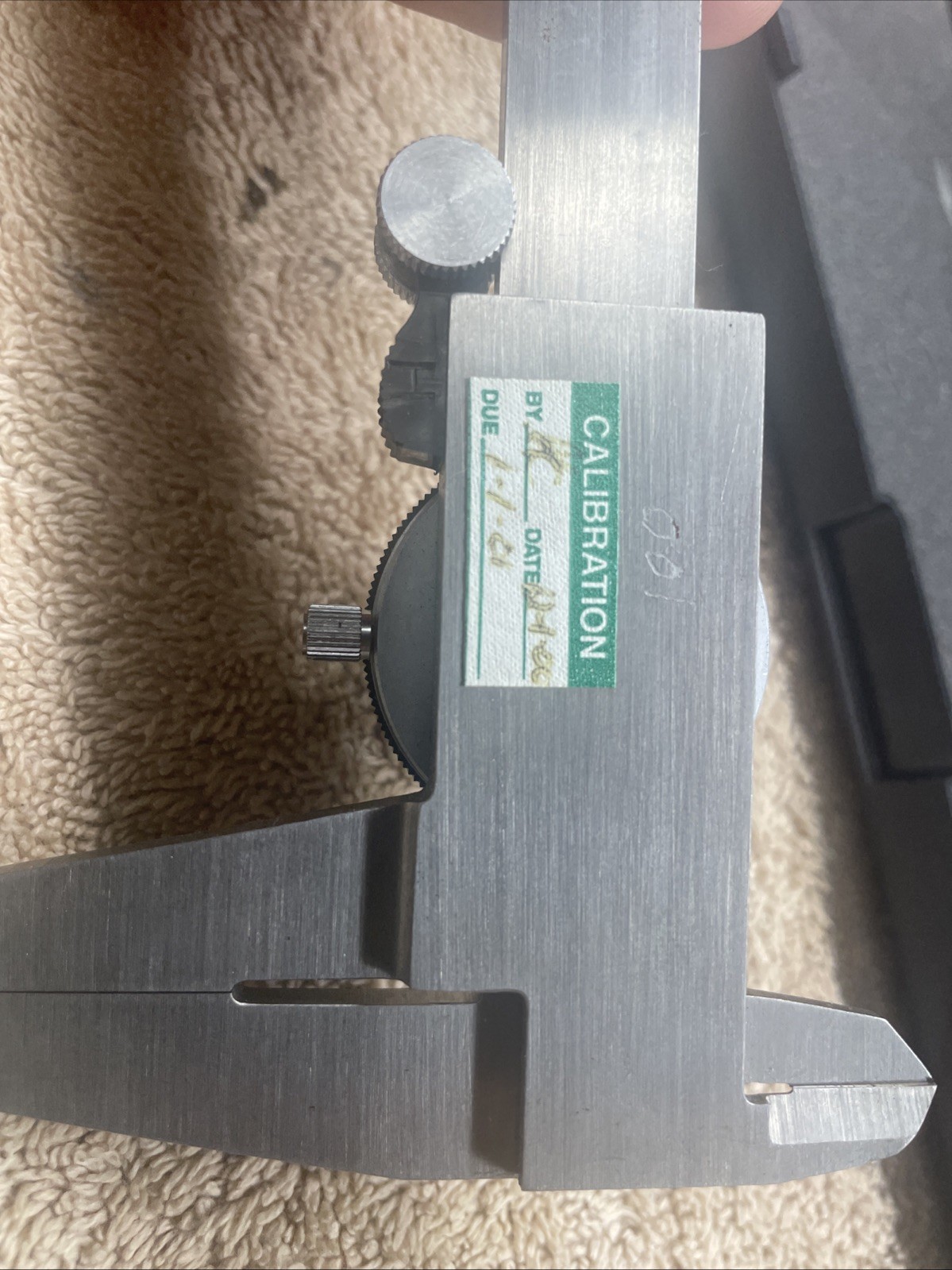 Dial Caliper Precision Machinist Tool in Foam Case Shock-Proof