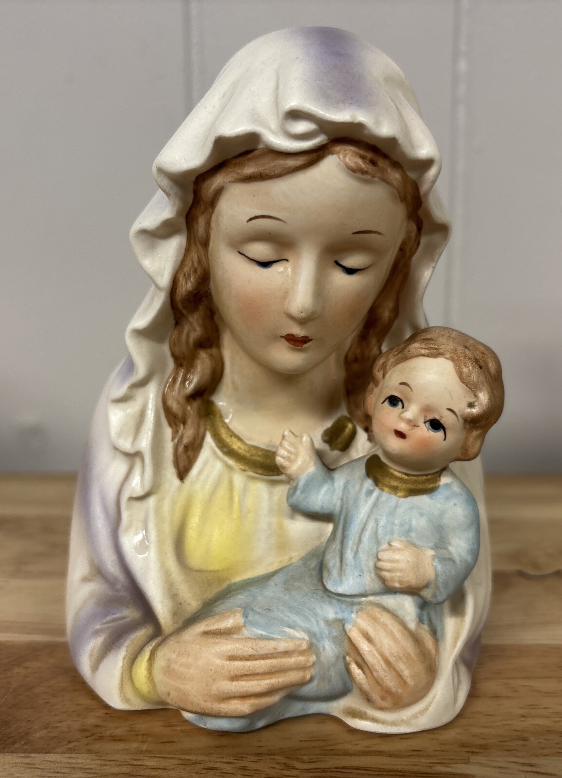 Vintage Napco Blessed Mother Mary Child Jesus Madonna Porcelain Planter Japan