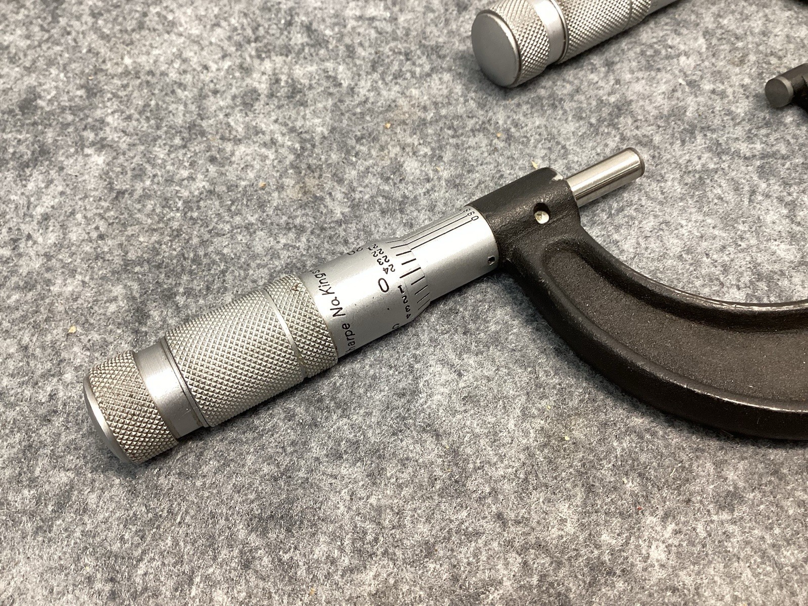 2 PC BROWN & SHARPE 0-1" & 1"-2" .001" OUTSIDE MICROMETER SET