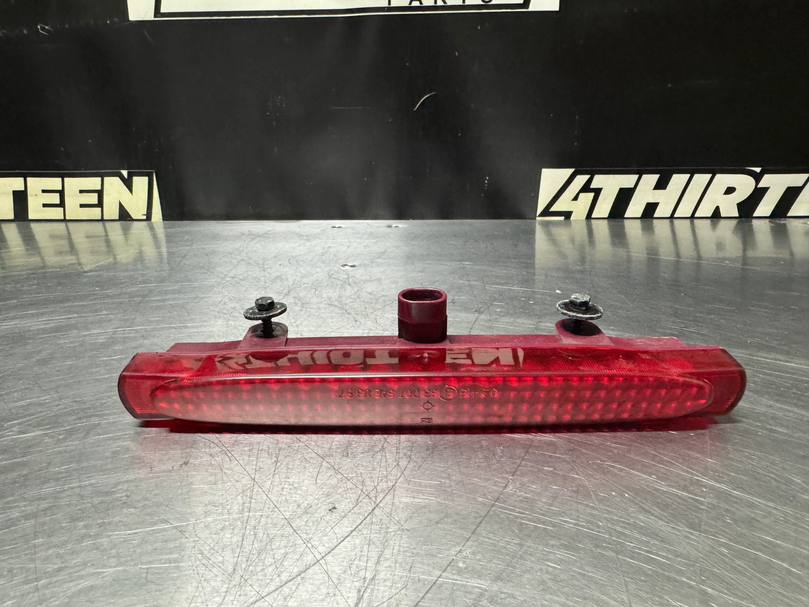 97-04 C5 CORVETTE THIRD BRAKE LIGHT OEM #N181