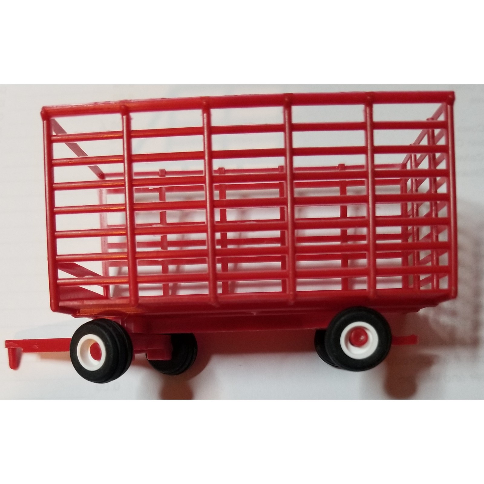 1/64 Standi Toys Red Single Axle Bale Wagon