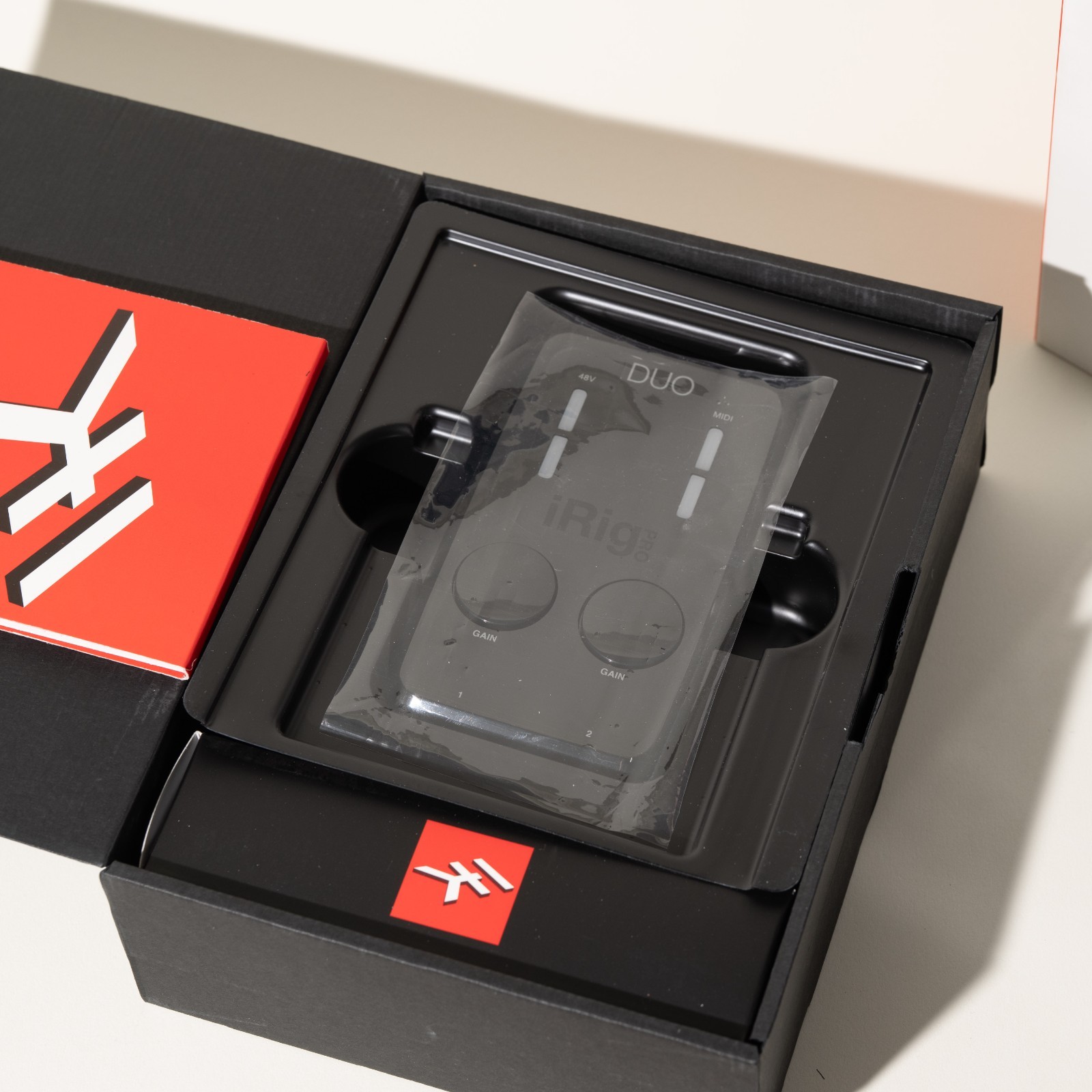 IK Multimedia iRig Pro Duo I/O 2-Channel Audio and MIDI Interface for iOS/MAC/PC