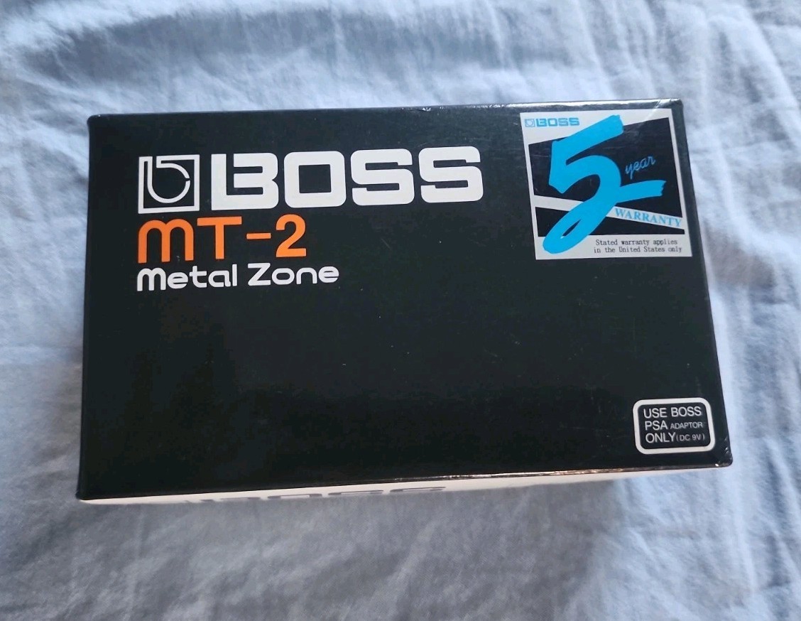 New Boss MT-2 Metal Zone Distortion Guitar Effects Pedal