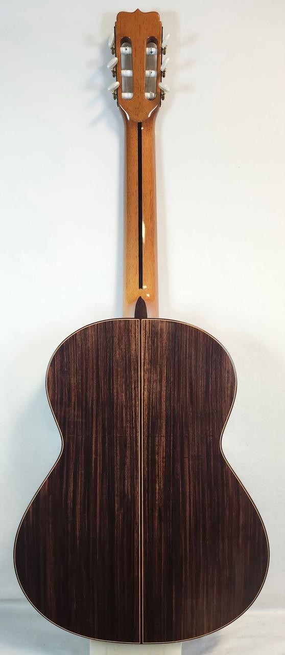 Jose Ramirez Pre Owned 1995 Vintage R4 all Solid CLassical Guitar With Case