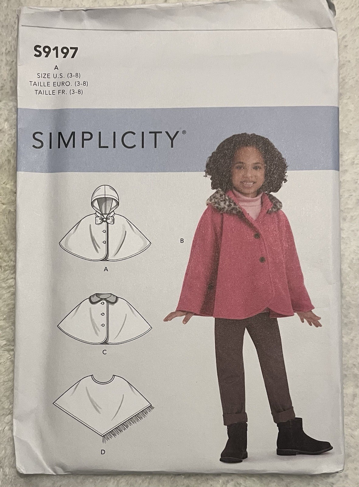 Simplicity 9197 Children's Capes & Ponchos (3-8) NEW UNCUT