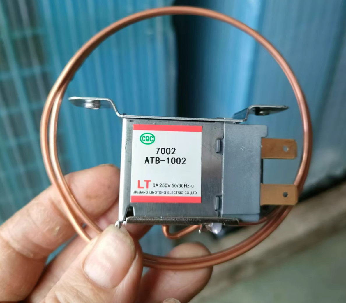 1PCS brand new AWTB-1002 temperature controller 1zk8