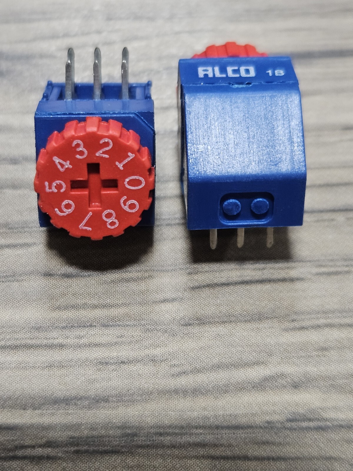 5 PCS ALCO DRW- 10RA ROTARY CODED 10 POSITION SWITCH BINARY CODED DECIMAL (1025)