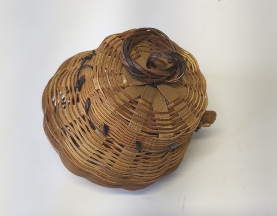 Woven Wicker Sachet Basket