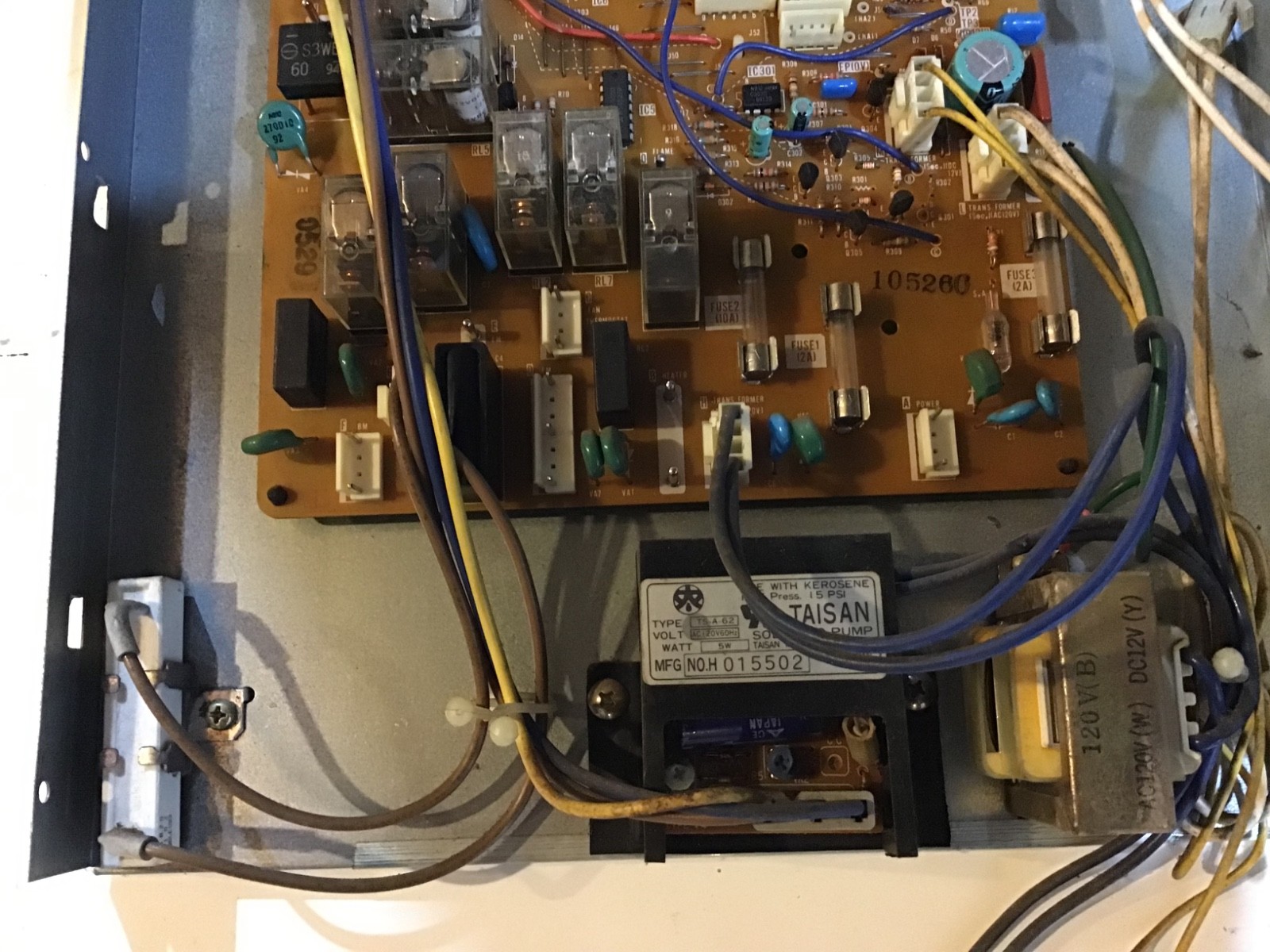 MONITOR HEATER MOTHER BOARD CONTROL—-M 40-M41