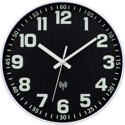 Atomic Clock with Glow in the Dark - Analog Sets Automatically Battery