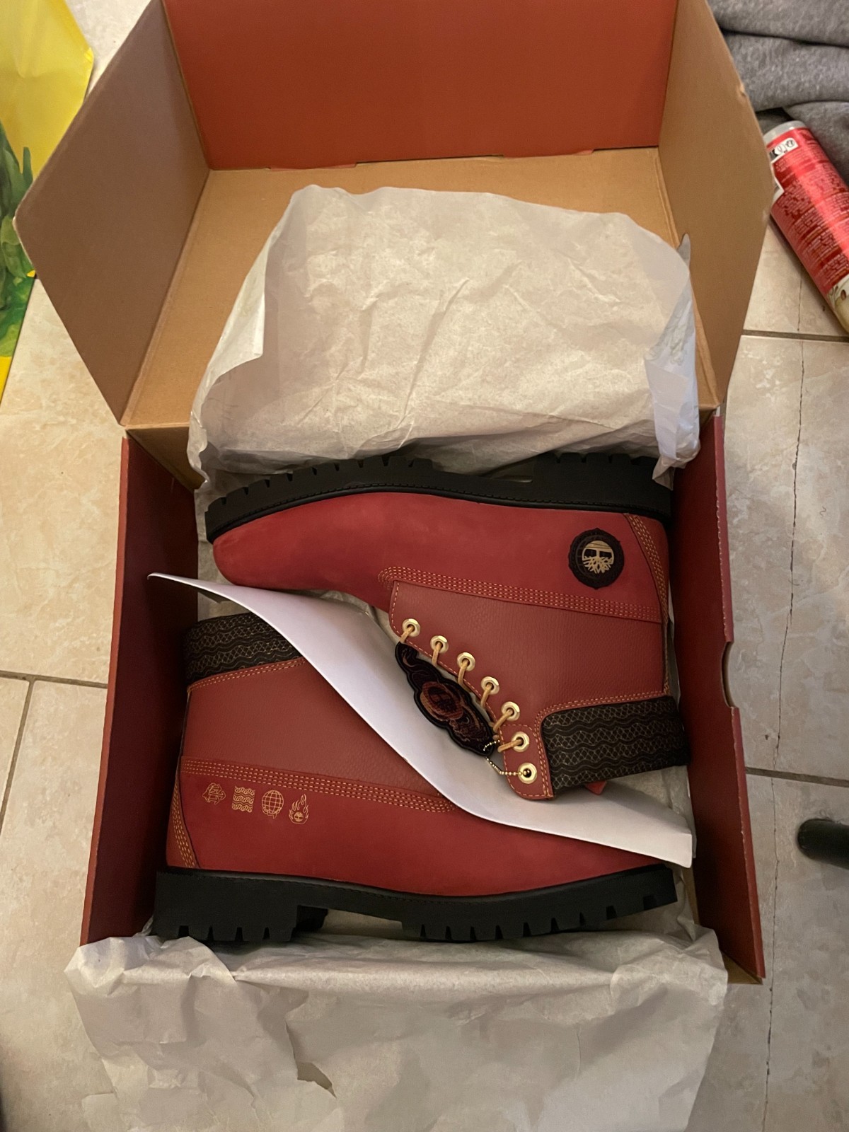 Timberland - Men's Timberland Heritage 6 Inch Waterproof Boots size 8