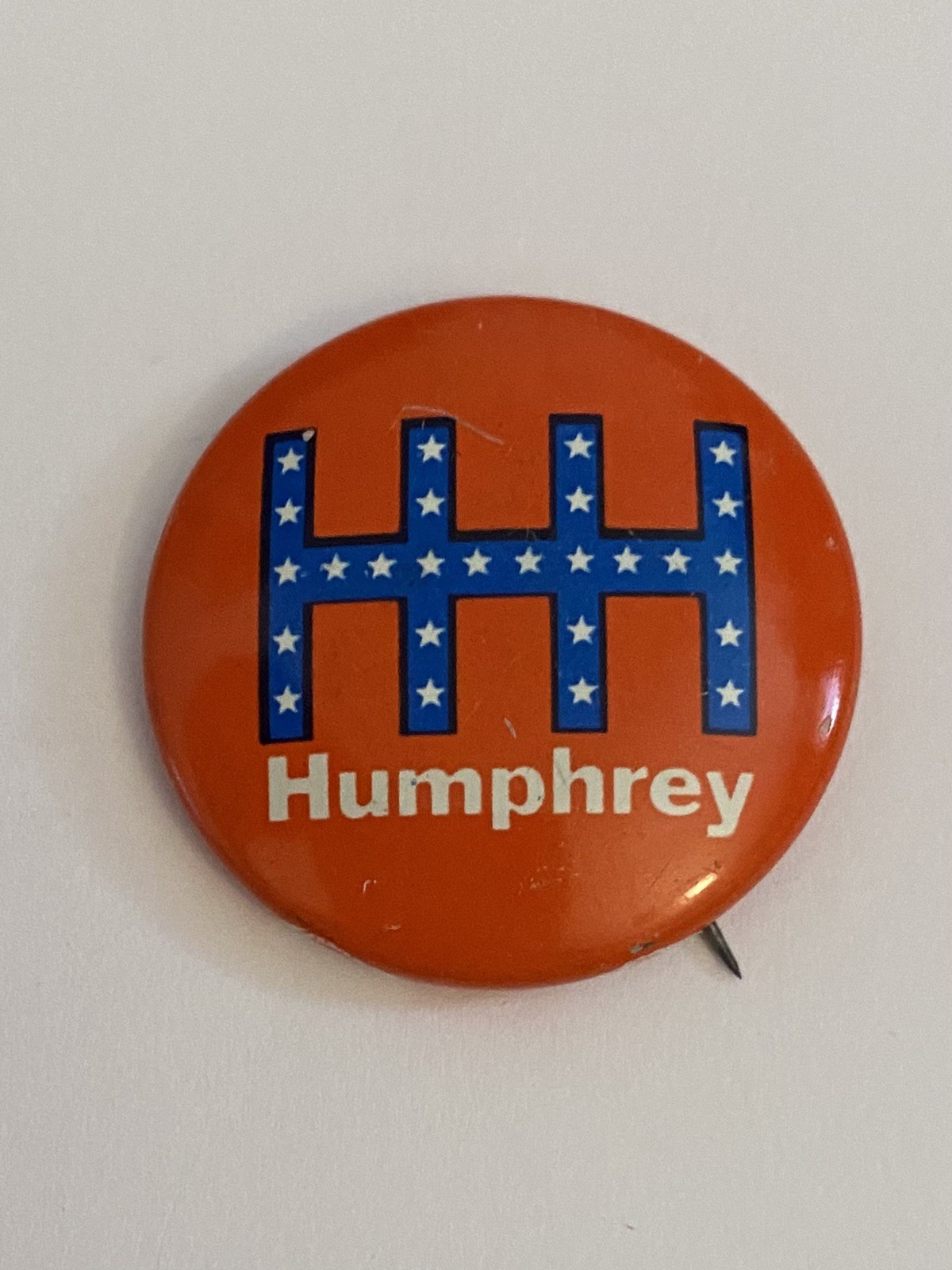 Humphrey Pin Back Button P66