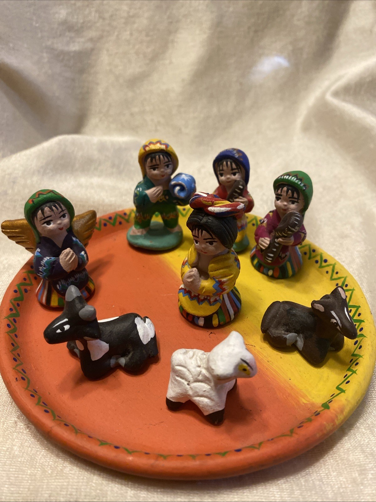 VTG Peru Nativity Set 9 pc Figures & Base Handmade Clay *Read* missing 2