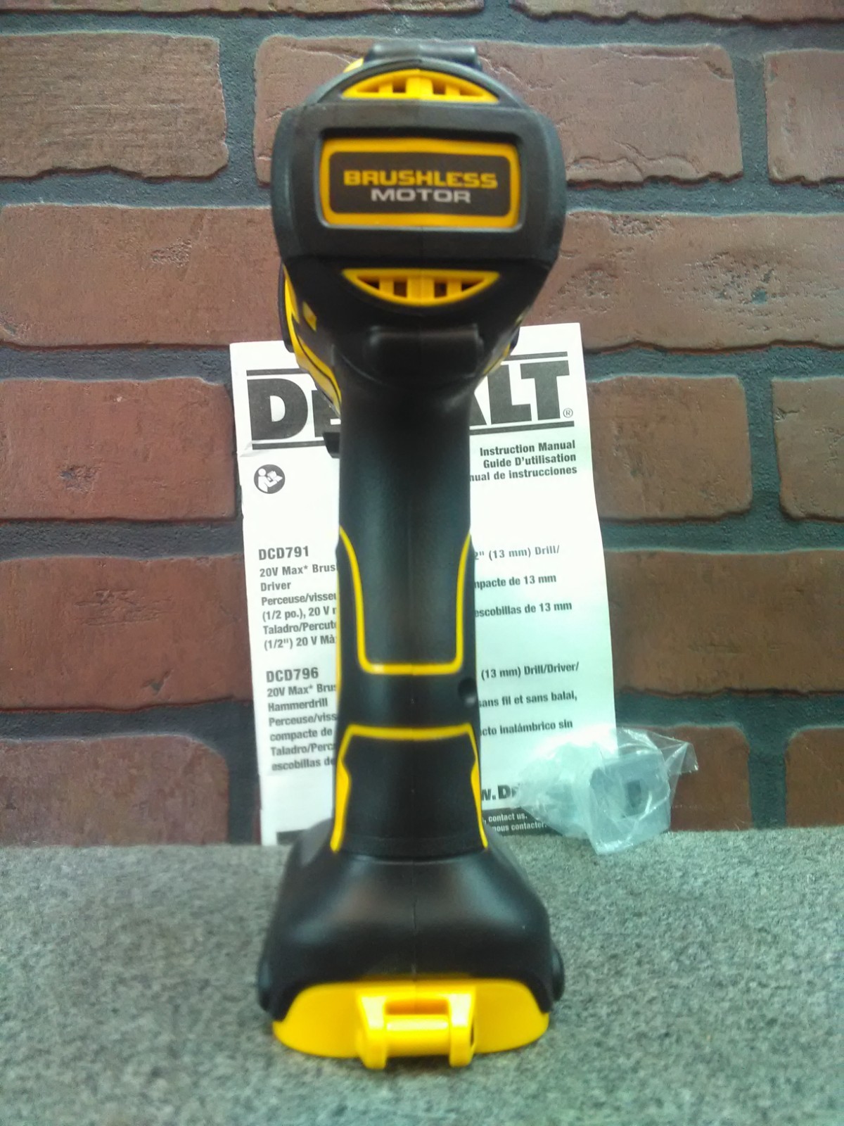 Dewalt DCD791 20V MAX XR Brushless 1/2" Drill Driver-***NEW***