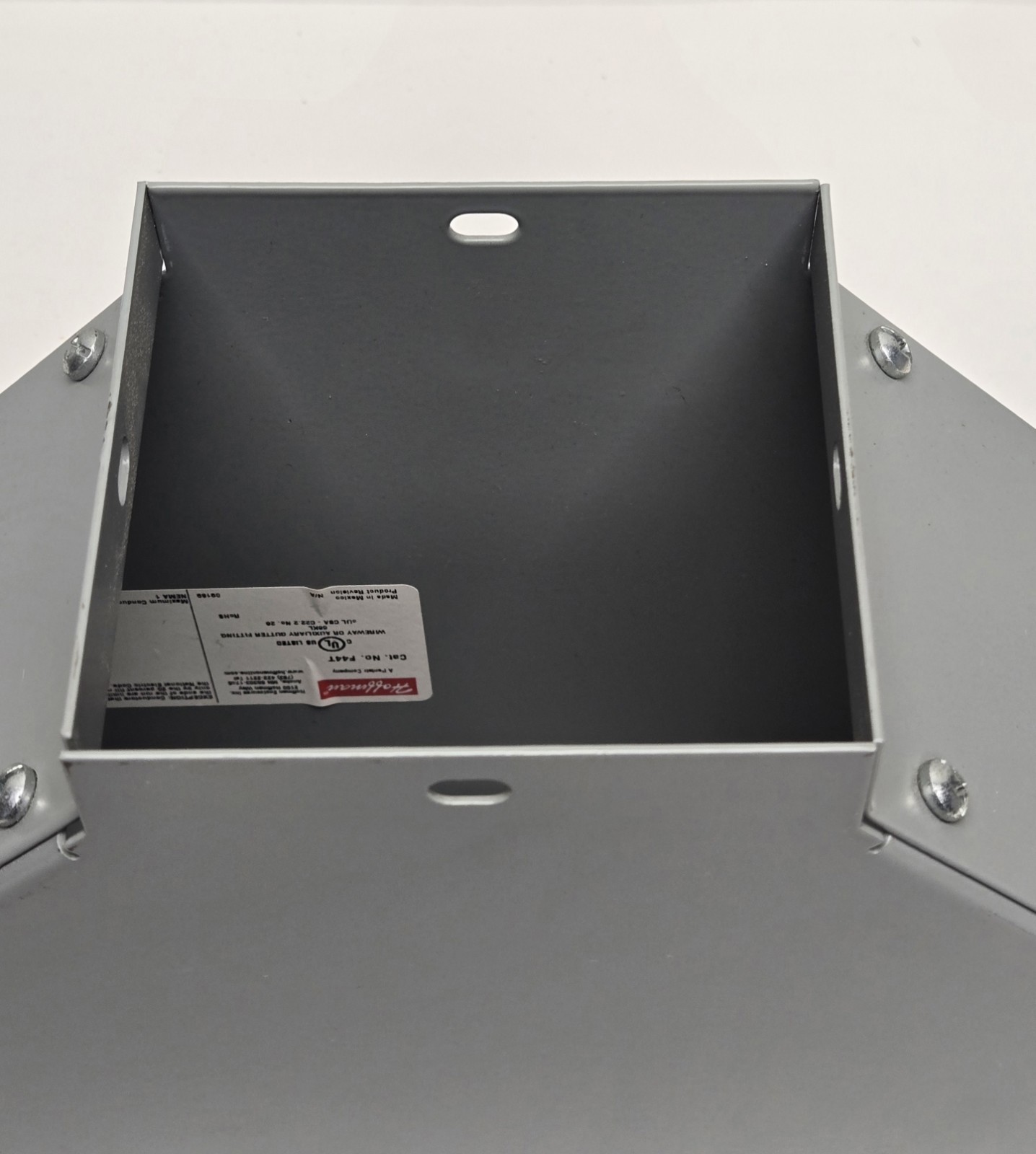 HOFFMAN F44T WIREWAY OR AUXILIARY GUTTER FITTING. SWEEP TEE.