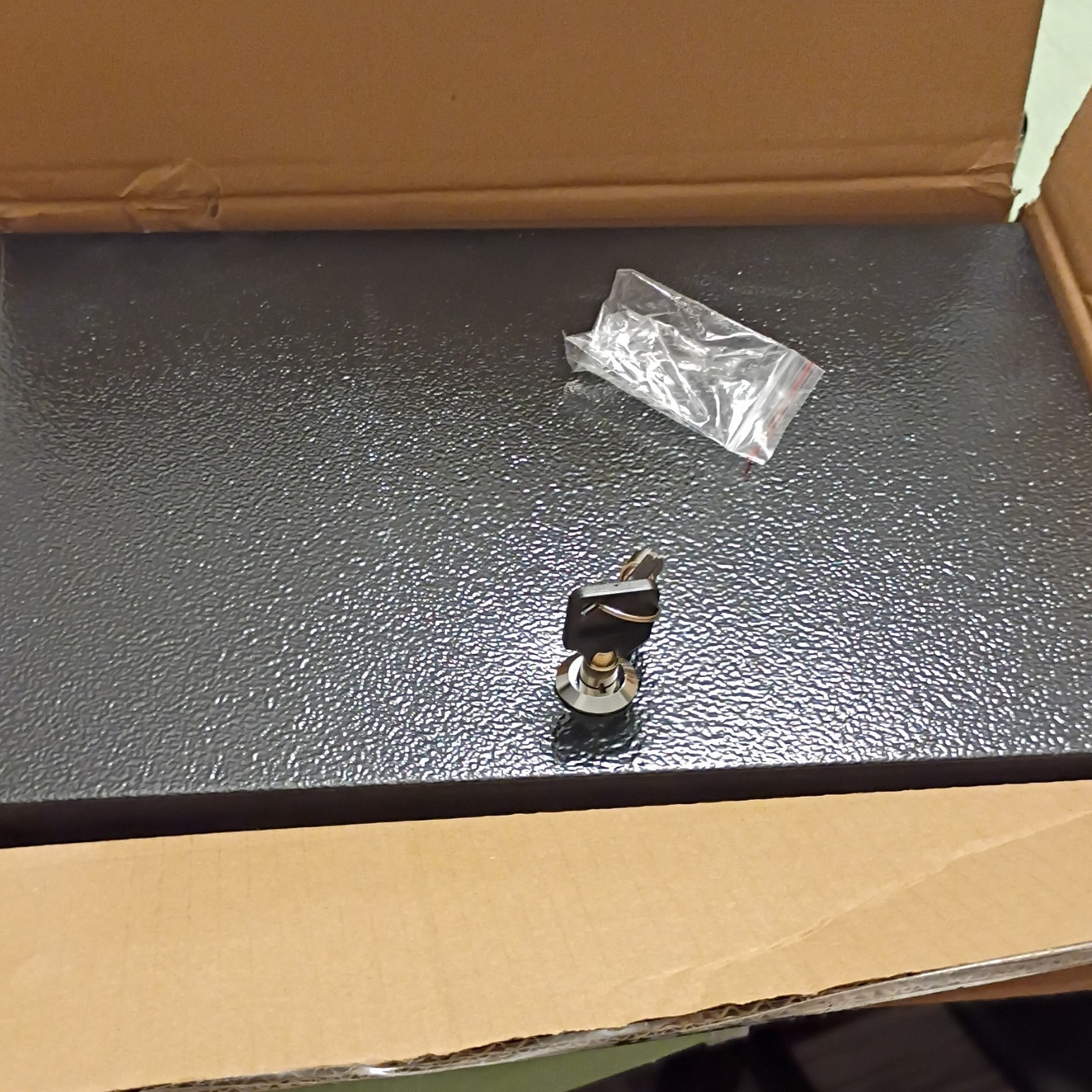 Small Black Metal Portable Lock Box Key Lock w/ 2 Keys, Surface Mount 8x 12x4