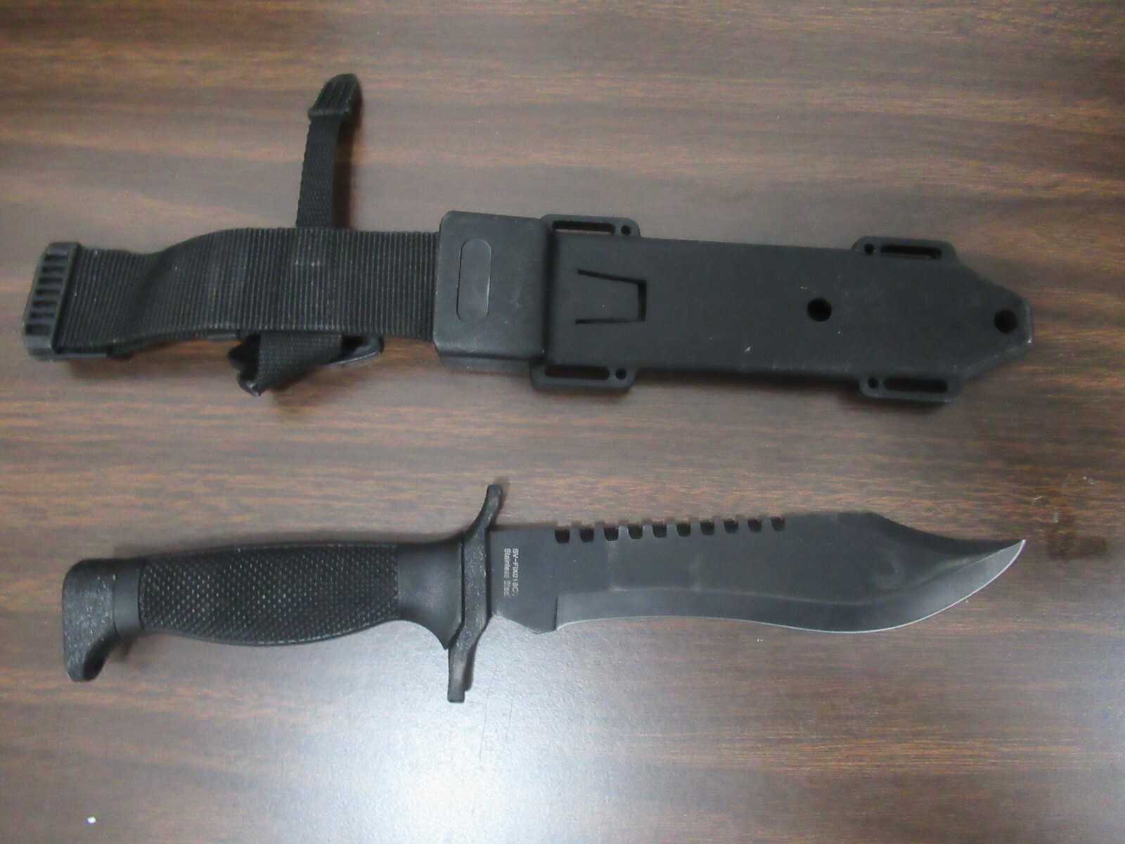 Survivor 7" Stainless Steel Blade knife with Sheath